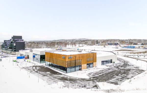 Fasad av Harven på Vaggerydsgatan 1 i Jönköping, en modern fastighet i nya Kärnekulla.