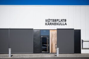Entré till Mötesplatsen Kärnekulla Kontorshotell, Kärnekullavägen, Habo.