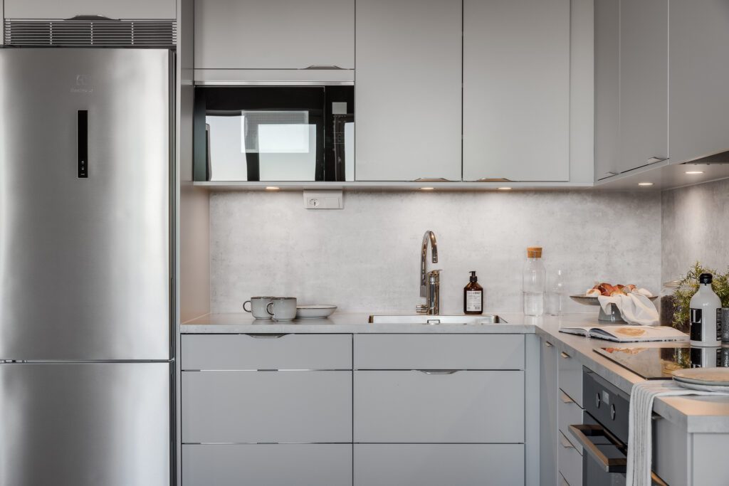 Atmosfär i Karlastaden – en ny stadsdel i Göteborg med 125 moderna bostäder och närhet till service, natur och kommunikation."