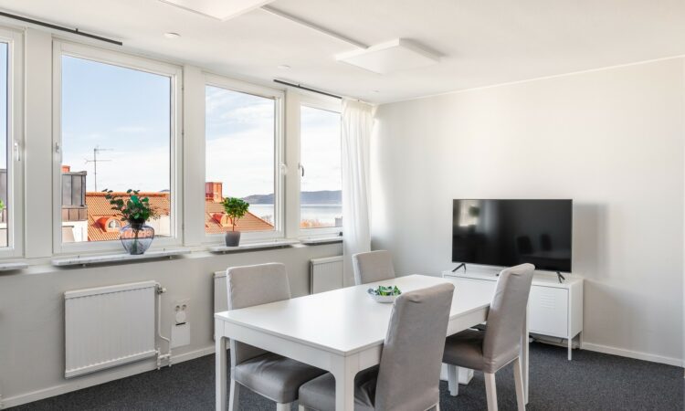 Västra Storgatan 12