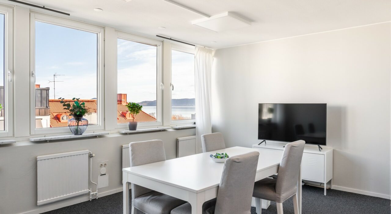 Västra Storgatan 12